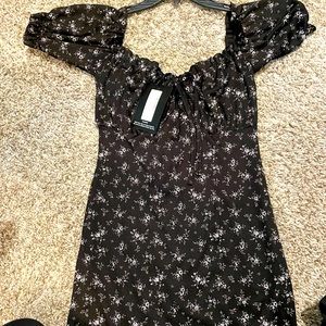 Pretty little things-bodycon dress